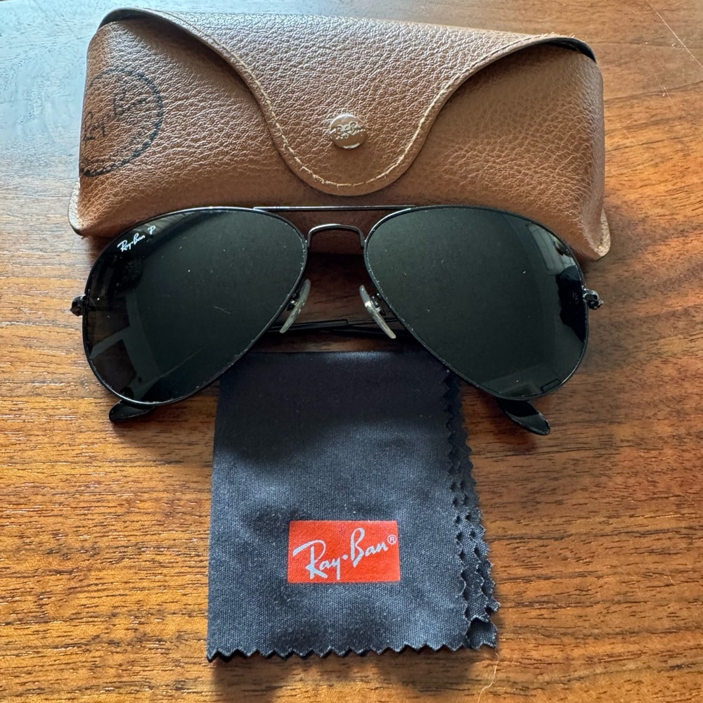 Ray-Ban Classic Black Aviator Sunglasses